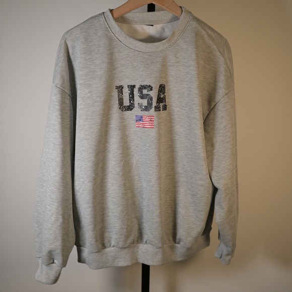 SHEIN Tops - Shein USA Flag Graphic Sweatshirt Womens L Gray Distressed Oversized Pullover